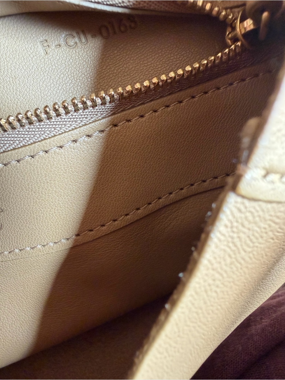 SOLD 🛑 Celine CABA Two-Tone Leather Tote in Tan and Blue - Picture 13 of 14